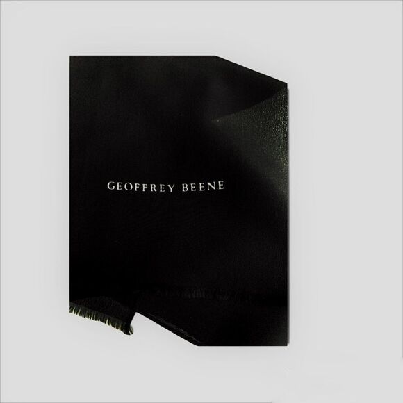 Geoffrey Beene vintage black silk scarf with white logo fringe 11" x 46" mint - Picture 4 of 6